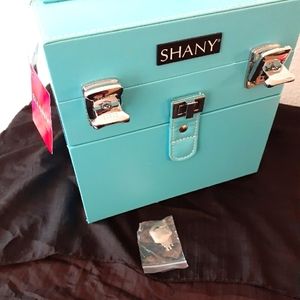 Nail/makeup traincase organizer